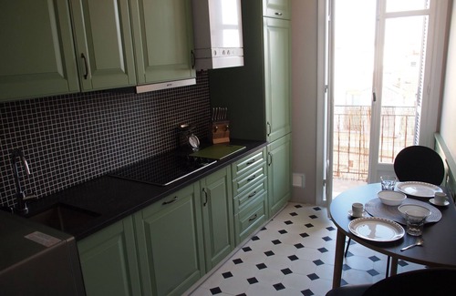Thiers Apartment | L'ART DES AMIS- deluxe penthouse with south-facing terrace/Musiciens/Nice