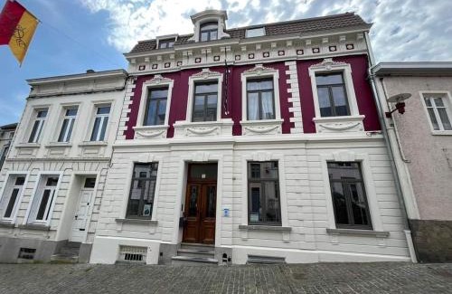 Lessines Hotel | L'ARTiste
