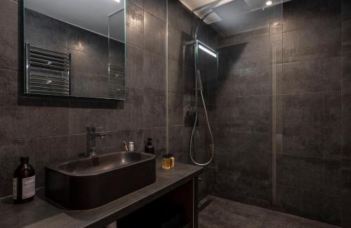 Quartier du Faubourg-Montmartre Apartment | L'Atelier des Arts
