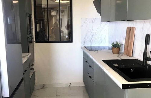 Cannes La Bocca Apartment | L'Atelier Plage, apartment at the foot of the beach.