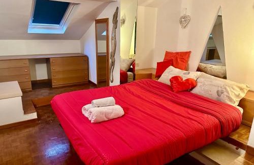 Velletri Apartment | L'Attichetto con aria condizionata-Centro Velletri