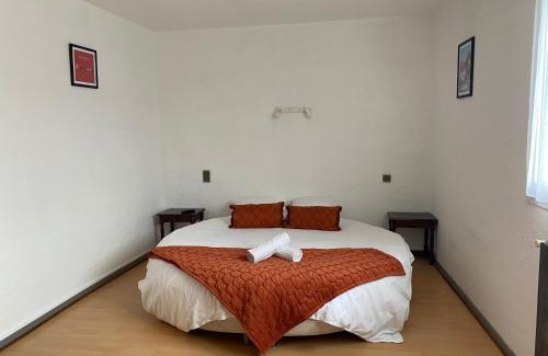 Poueyferre Hotel | L' Auberge Campagnarde, Lourdes