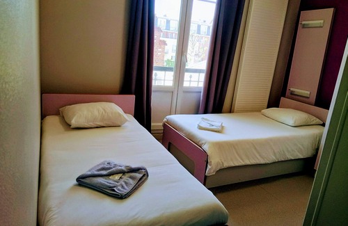Peronne House | L'Auberge des Remparts