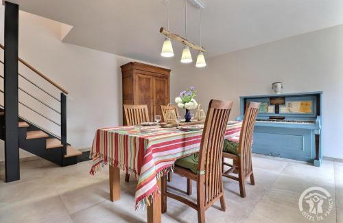 Erce-en-Lamee House | L'auge bleue