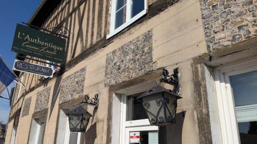 Beaumont-le-Roger Hotel | L'Authentique