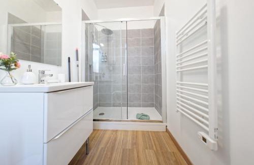 Bas-Vernet Apartment | L’azur - 3 personnes - Bureau & wifi