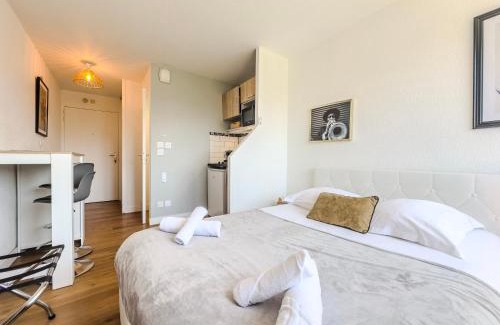Secteur 4 Apartment | L'Emile Zola - MC2 - Parc