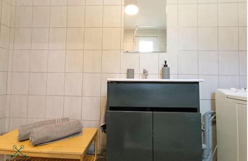Nevers Apartment | L'escabalt - jardin privé