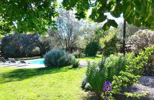 Tourrettes Bed & Breakfast | L'Escale Provençale