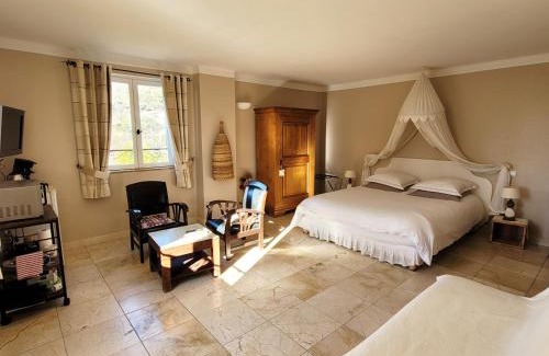 Tourrettes Bed & Breakfast | L'Escale Provençale
