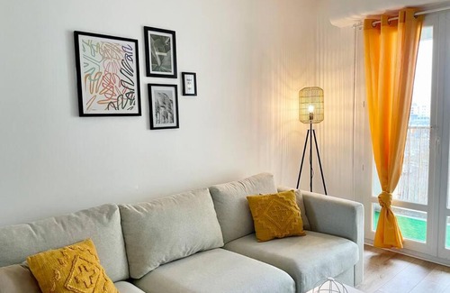 Reims Apartment | L' escapade Rémoise - Beau 4 pièces refait à neuf