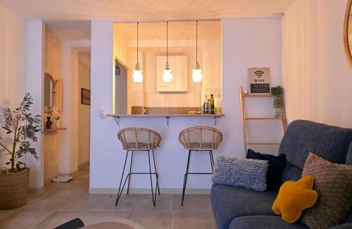 Baille Apartment | L'Escapade-Wifi-Netflix-Balcon-La Timone-Vélodrome