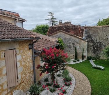 Rouffignac-de-Sigoules Bed & Breakfast | L'Esprit du 24