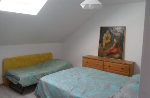 Saint-Hilaire-la-Gravelle Bed & Breakfast | L'etape de St Hilaire La Gravelle