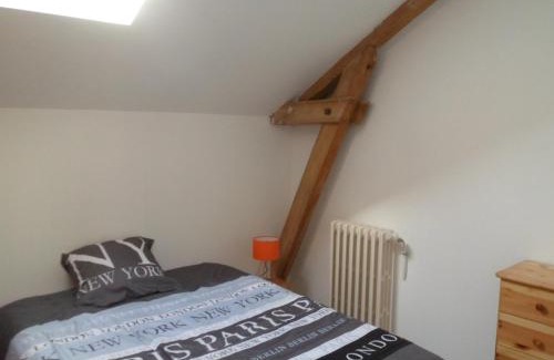 Saint-Hilaire-la-Gravelle Bed & Breakfast | L'etape de St Hilaire La Gravelle