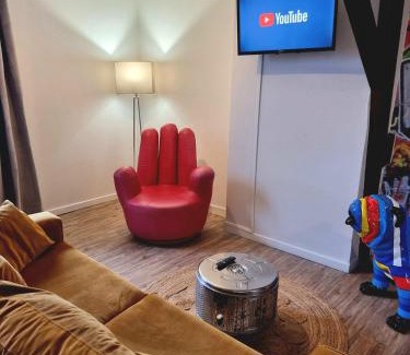 Henin-Beaumont Apartment | L'Expo