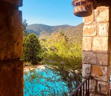 Bagnols-en-Foret Bed & Breakfast | L’Hacienda Maison d’hôtes