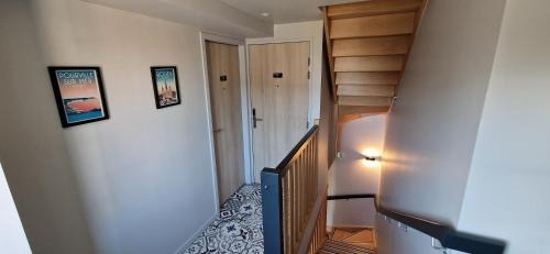 Etoutteville House | L'Hirondelle