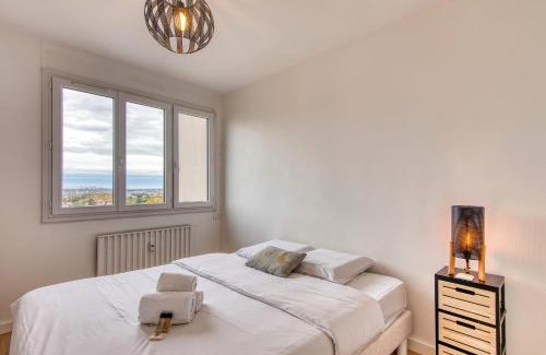 Saint-Genis-Laval Apartment | L'Horizon - Climatisé - T2 proche Hôpital Lyon Sud et métro