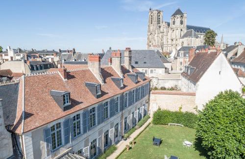 Bourges Bed & Breakfast | L'Hotel de Panette, Un exceptionnel château en coeur de ville