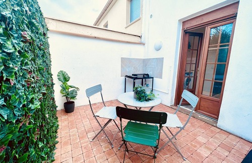 Saint-Honore - Jeanne d'Arc Apartment | L'Ile Mystérieuse - Studio avec Terrasse