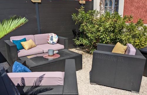 La Capte Apartment | L'Instant Mer - Bord de Mer - Studio avec grand jardin à La Capte