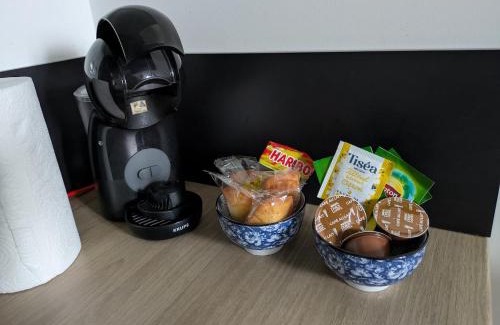 Ernee Apartment | L'INSTANT ROSE Appartement entier tout confort et moderne Hyper centre d'ERNÉE