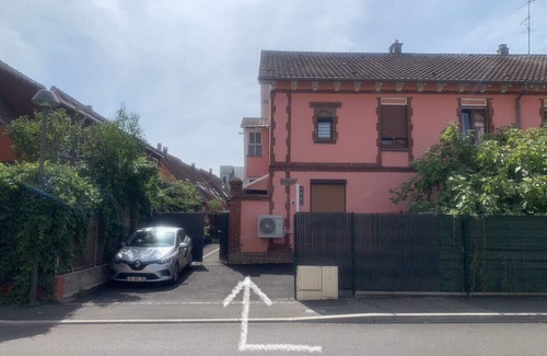 Quartier Saint-Leon Apartment | L'instant T 4* Balneotherapy Sauna and Private Parking