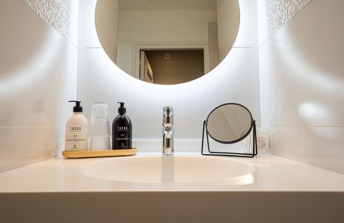 Enclos Hotel | L'Invitation au Voyage