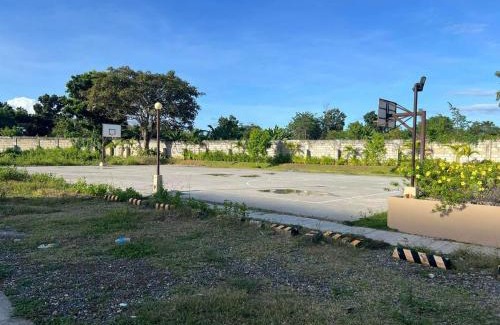 Lapu-Lapu Apartment | L L I Condotel