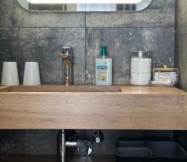 Bayon House | L'Obsidienne