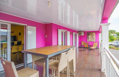 Sainte-Suzanne Apartment | L'Oiseau de Paradis - Le Confort jusqu'à 6 personnes