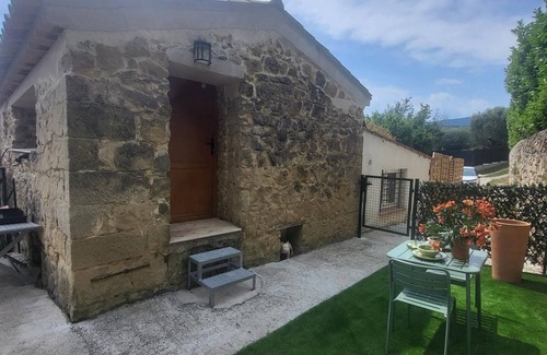 Sclos de Contes House | L'Ombre du Vent - TALES