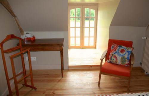 Avernes-Saint-Gourgon Bed & Breakfast | L'Orangerie du Bois