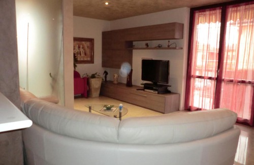 Brusaporto Apartment | L&R Apartment, comodo e riservato
