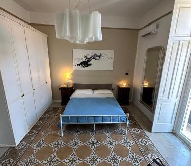 Salerno Bed & Breakfast | L'Una di Notte