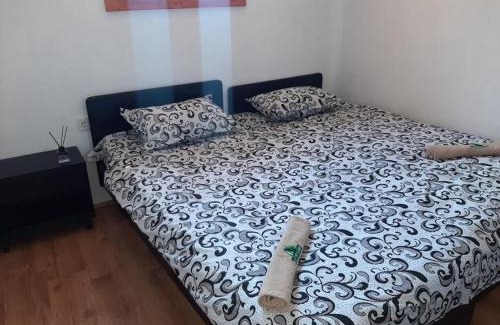 Salatrucel Other | La 3 stejari, Călimănești