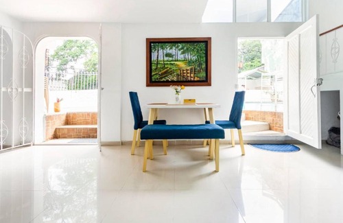 Cali House | La Arboleda del Rio.