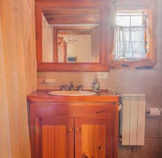 Villa Catedral Apartment | LA AURORA CABAÑA Kiñe en la base del cerro Catedral con vistas