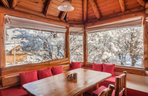 Villa Catedral Apartment | LA AURORA CABAÑA Kiñe en la base del cerro Catedral con vistas