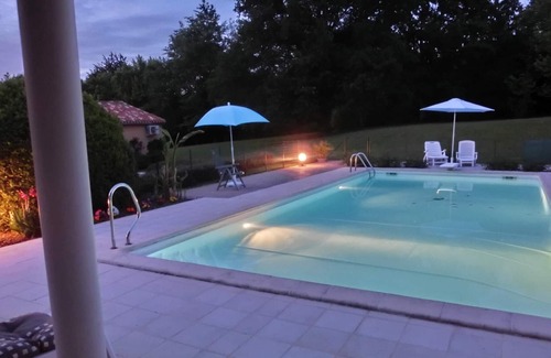 Villeneuve-sur-Lot House | La Bakénia, Gite "Joini" with swimming pool and airconditioning
