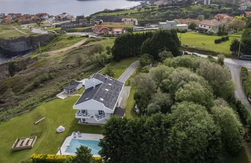 Comillas City Center Villa | La Ballena Comillas Cantabria, Luxury villa on the sea in Comillas.