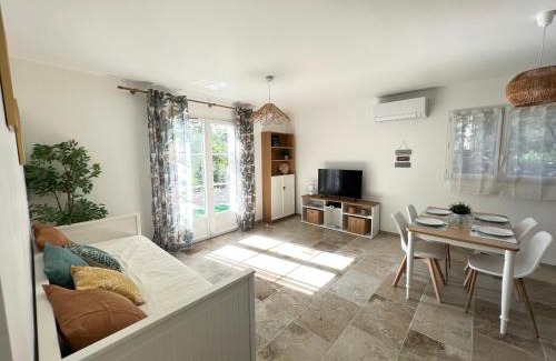 Loriol-du-Comtat House | La Bastide d’Elma - CLIM - WIFI