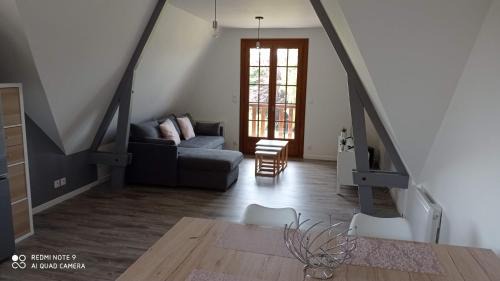 Bordeaux-Saint-Clair Apartment | La BELLA 12 - Appartement gite dans maison d'hôtes