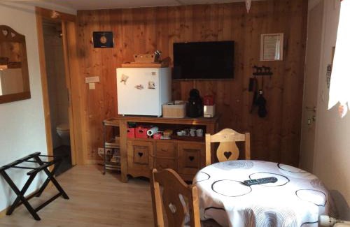 Monthey Bed & Breakfast | La Bergerie - chalet Alice