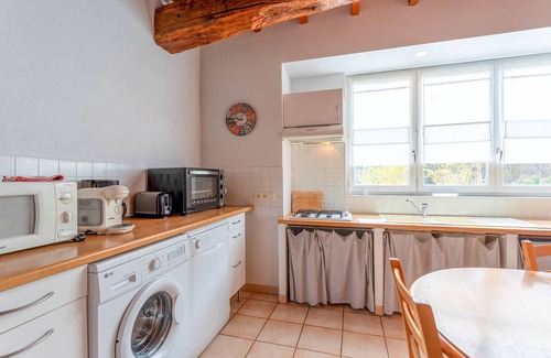 Ade Cottage | La Bergerie - Cosy House 5 Minutes from Lourdes, Private Garden, Terrace, WiFi