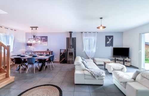 Lau-Balagnas House | La Bigourdane - Three Bedroom House, Sleeps 6