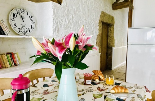 La Chapelle-Saint-Etienne House | La Blatière The stables-pool, sauna&gym-games room,rural setting close to it all