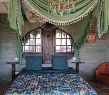 Cleon-d'Andran Bed & Breakfast | La Bohême La Belle Etoile Petit déjeuner compris