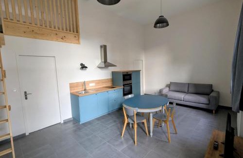 Les Landes-Genusson House | La Bonne Ecole